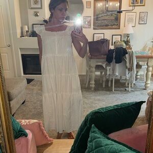 White Tiered Maxi Dress with pockets size Medium
